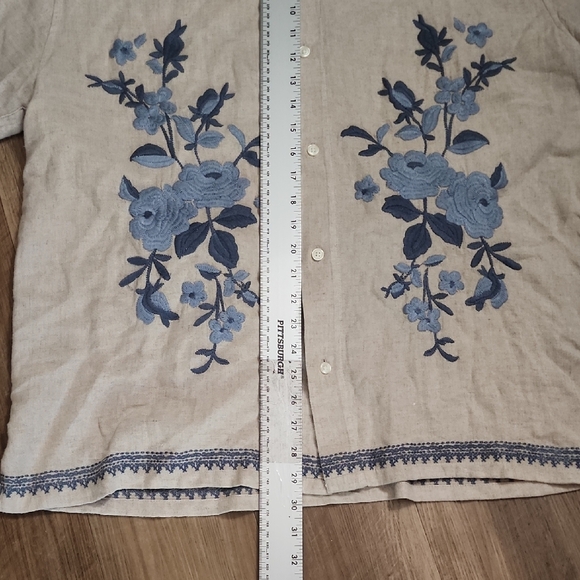 Abercrombie & Fitch Linen Blend Embroidered Button Up Shirt - Picture 8 of 13